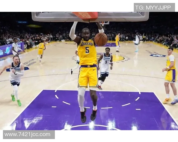 从问题状元到更衣室领袖艾顿在湖人重拾自信与归属感