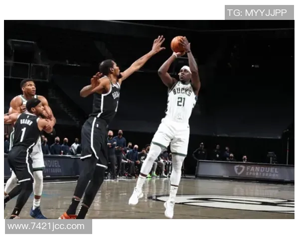 费尔斯上半场表现抢眼7号秀9投4中三分2中2贡献12分6板6助