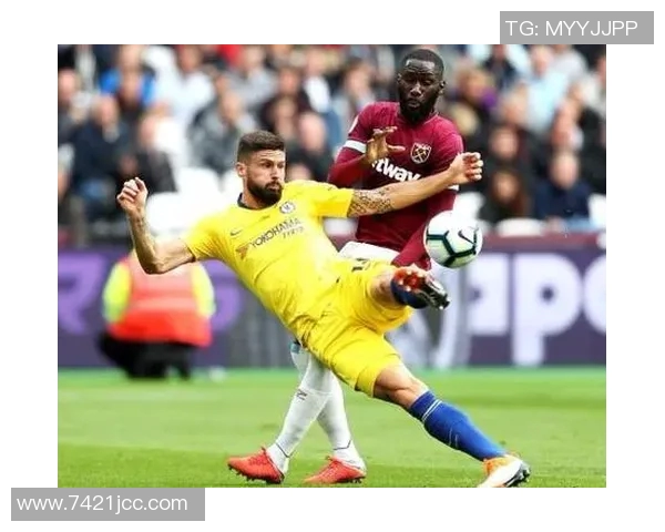 蓝军助教谈绝杀时刻与红牌问题期待球队改进与突破