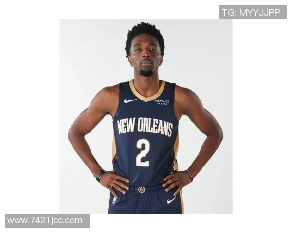 赫伯特琼斯单场8次抢断创队史新纪录自2009年保罗后再现辉煌表现