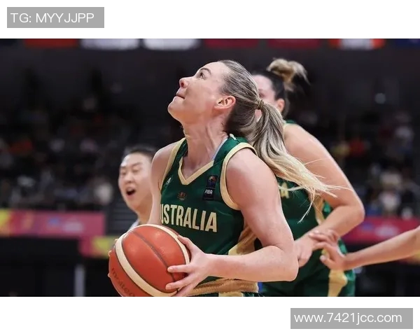 女篮球员在NCAAD1比赛中创纪录单场44分9板16抢断展现惊人实力