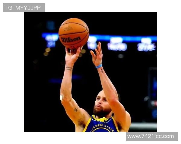 库里谈三分球激增原因科尔进攻体系完美契合我的风格 库里谈三分球激增原因科尔进攻体系完美契合我的风格