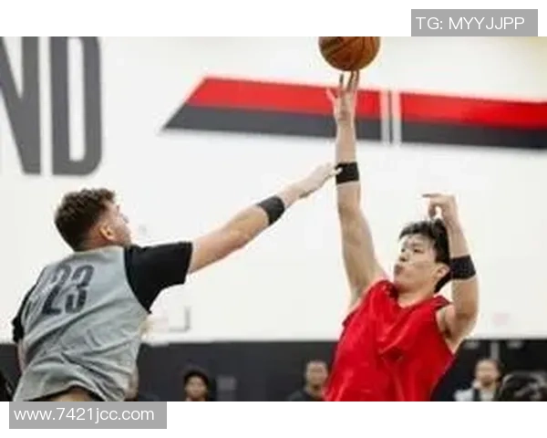 克林根防守能力超越杨瀚森杨需提升干扰对手的技巧 克林根防守能力超越杨瀚森杨需提升干扰对手的技巧