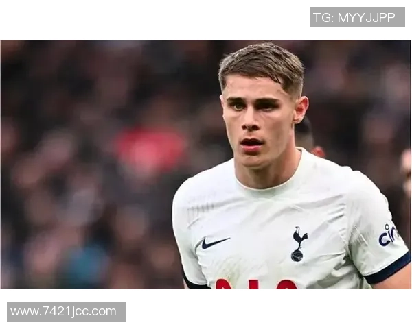 姆伯莫梅开二度助曼联赢得胜利荣膺英超第9轮最佳球员称号