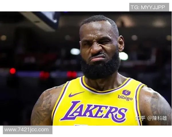 詹姆斯状态回暖引发热议预测他本赛季的精彩数据表现 詹姆斯状态回暖引发热议预测他本赛季的精彩数据表现