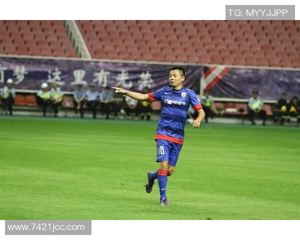 朱骏豪掷400万奖励上海橘橙冲乙成功激励更多投资者关注足球发展 朱骏豪掷400万奖励上海橘橙冲乙成功激励更多投资者关注足球发展