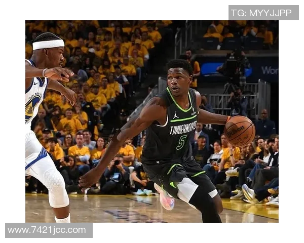 爱德华兹因右腿筋拉伤将缺席两周对球队影响分析 爱德华兹因右腿筋拉伤将缺席两周对球队影响分析