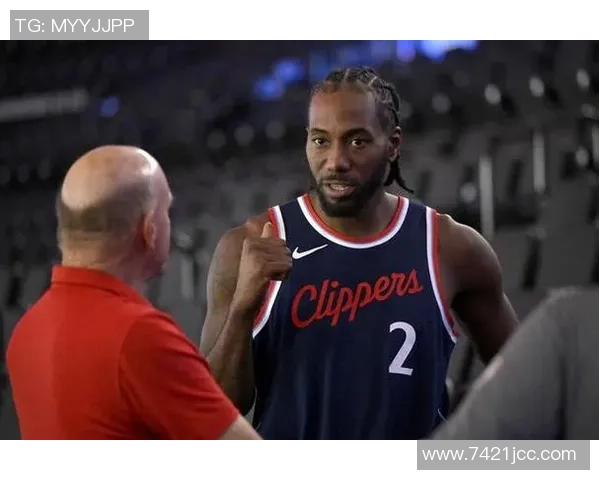 阿里纳斯谈小卡阴阳合同称行业普遍存在字母与勇士也可能涉及但未被查处 阿里纳斯谈小卡阴阳合同称行业普遍存在字母与勇士也可能涉及但未被查处